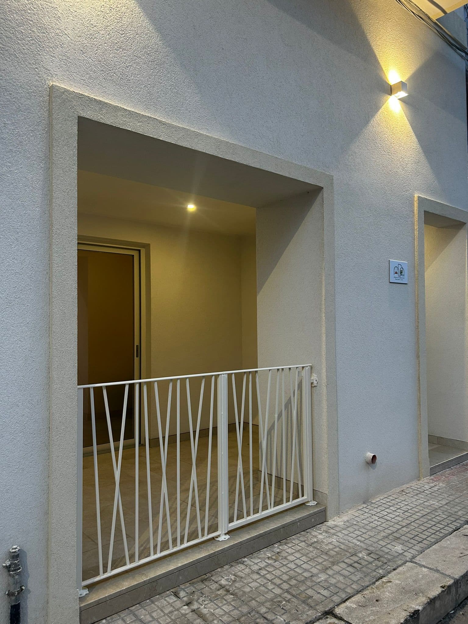 Ada Apartment — esterno